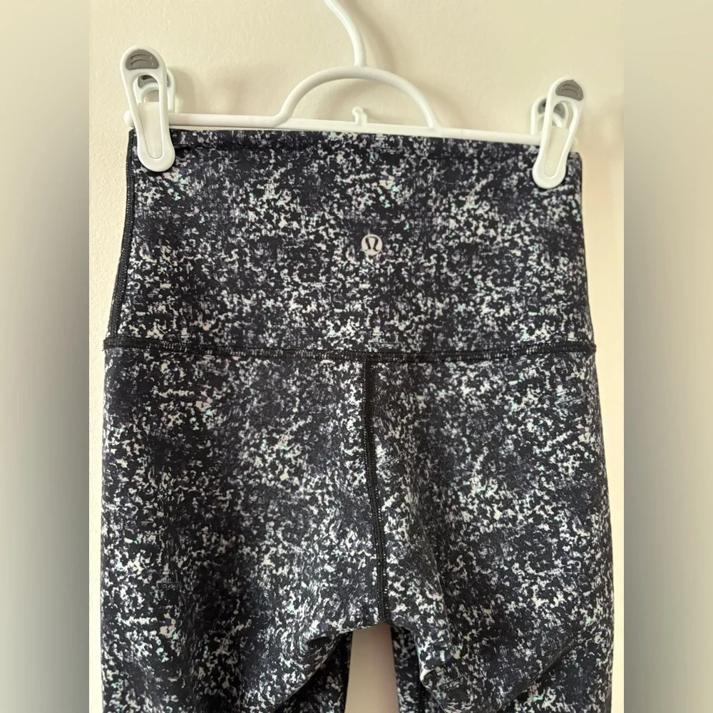 Lululemon Wunder Under Pant *Full-On Luon (Roll Down) Size 4 - Picture 6 of 9